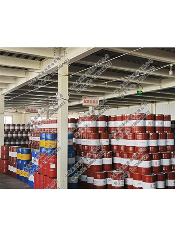 長城潤滑油批發(fā)分享：怎么選擇好的工業(yè)潤滑油？